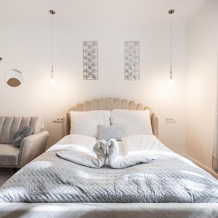 D71 - Central Cozy Suite, Best Location By Bqa Boedapest Buitenkant foto