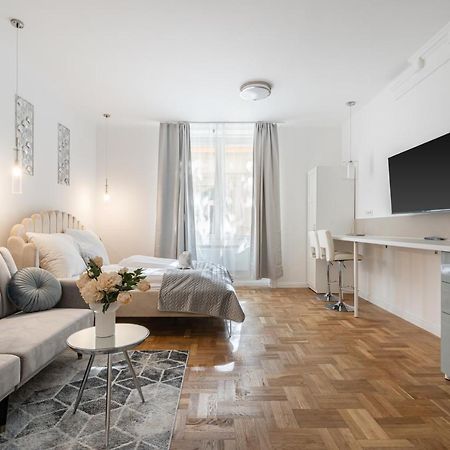 D71 - Central Cozy Suite, Best Location By Bqa Boedapest Buitenkant foto